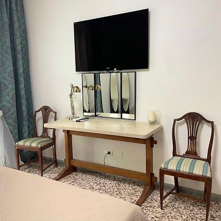 Centralissimo Bilocale,Parcheggio,Ac,Vicino A Stazione,Aeroporto Пиза Экстерьер фото